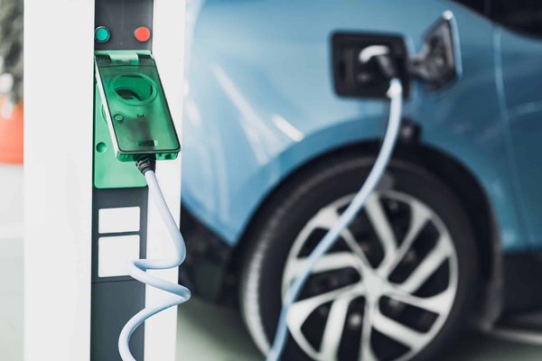 Comment choisir la bonne assurance pour votre voiture électrique ?